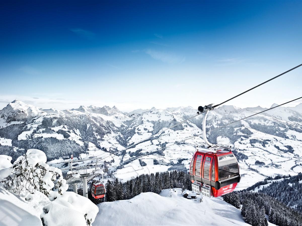 Apartment Near The Hahnenkamm Cable Car Kitzbühel Exterior foto